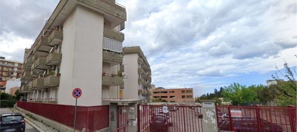 5 rooms Apartment in Triggiano, Italy No. 276630 3