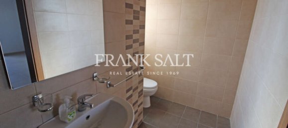 3 bedrooms Penthouse in Zabbar, Malta No. 6351 9