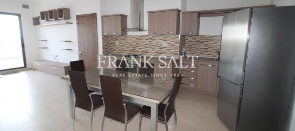 3 bedrooms Penthouse in Zabbar, Malta No. 6351 3