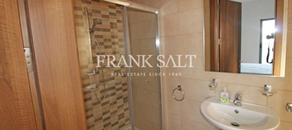 3 bedrooms Penthouse in Zabbar, Malta No. 6351 8