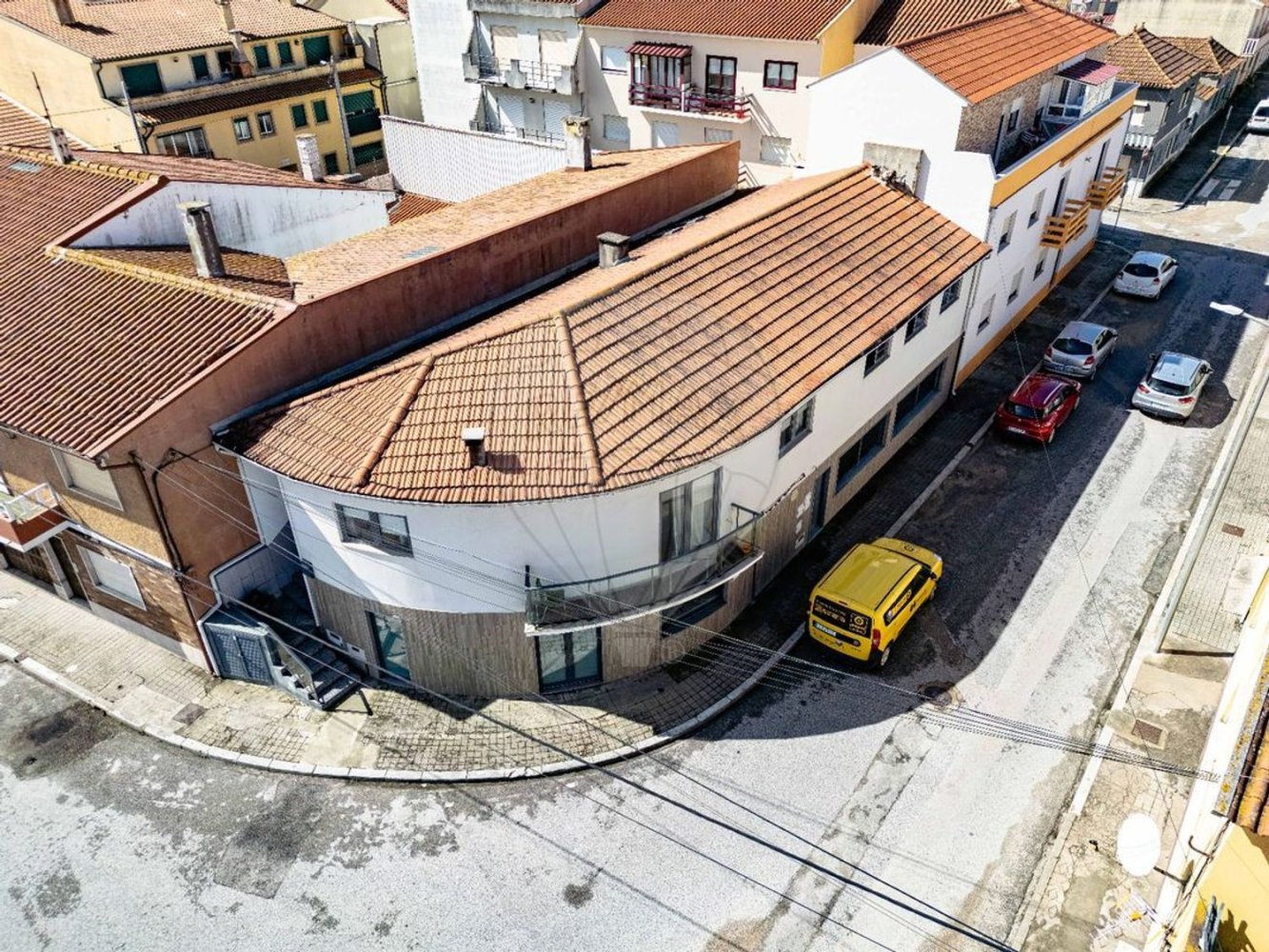 288m² Building in Praia de Mira, Portugal No. 65710