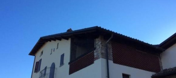 15 rooms House in Ziano Piacentino, Italy No. 23581 3
