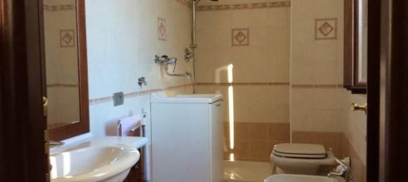 15 rooms House in Ziano Piacentino, Italy No. 23581 10