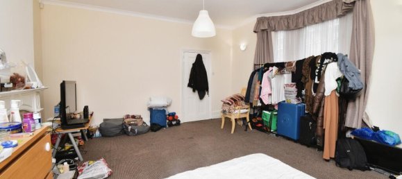 4 bedrooms House in London, United Kingdom No. 10548 14