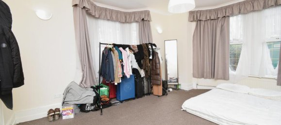 4 bedrooms House in London, United Kingdom No. 10548 12