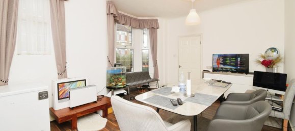 4 bedrooms House in London, United Kingdom No. 10548 21