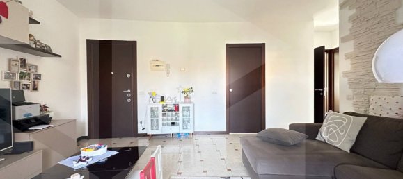 3غرفة شقة في San Giuliano Milanese, Italy رقم 29860 16