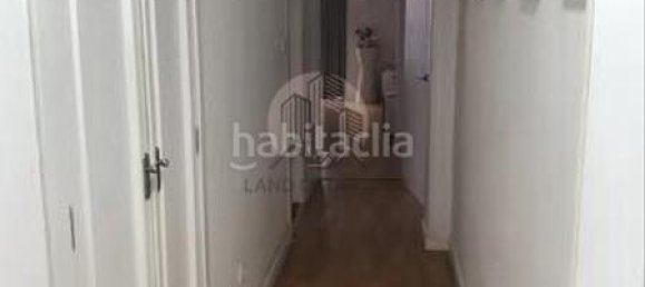 4 bedrooms Apartment in Cadiz, Spain No. 188804 10