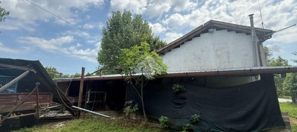 4 rooms House in Mirano, Italy No. 257798 6