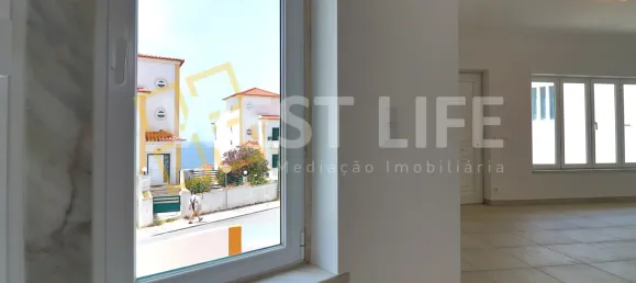 Дом с 3 спальнями в Эрисейра, Португалия № 148654 2