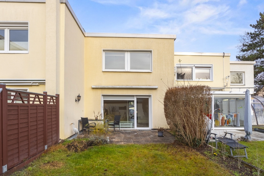 Adosado de 4 dormitorios en Rudow, Germany No. 37730