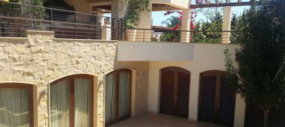 6 bedrooms House in Lakatamia, Cyprus No. 11891 2