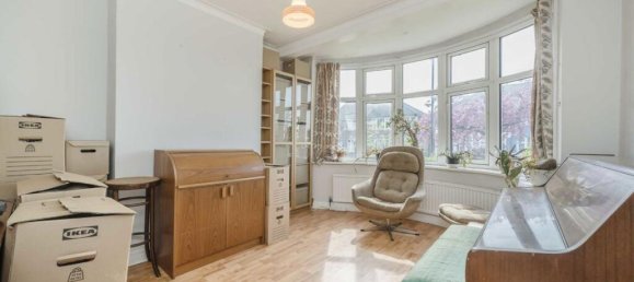 Дом с 3 спальнями в Илинг, Великобритания № 5769 2