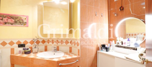 6-salle Appartement à Bologna, Italy No. 58323 19