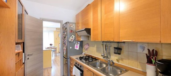 3 rooms Apartment in Abbiategrasso, Italy No. 22451 5