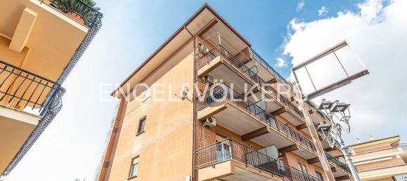275m² Commercial property in Lariano, Italy No. 132734 13
