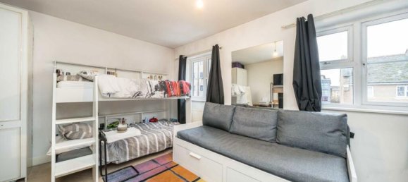 3 bedrooms House in Canary Wharf, United Kingdom No. 5624 8