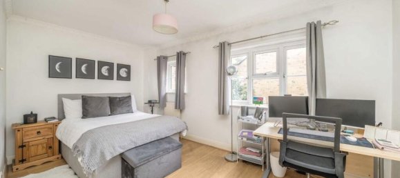 3 bedrooms House in Canary Wharf, United Kingdom No. 5624 7