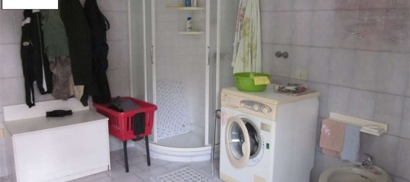 8 bedrooms House in Salzano, Italy No. 363644 7