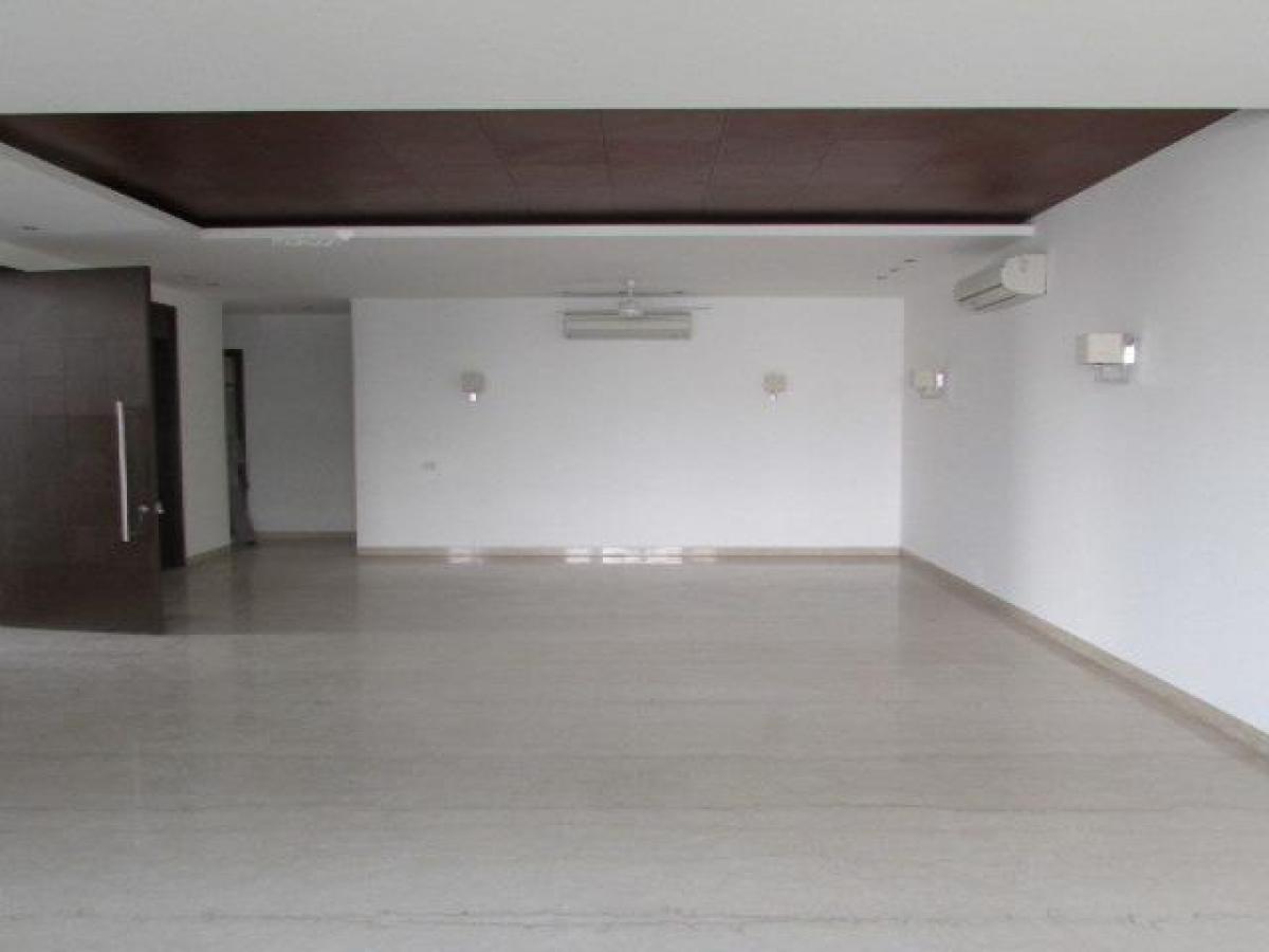 4 bedrooms House in Palakkad, India No. 51910
