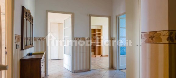 2 bedrooms Apartment in Turin, Italy No. 334653 27