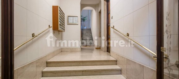 2 bedrooms Apartment in Turin, Italy No. 334653 22