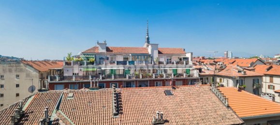 2 bedrooms Apartment in Turin, Italy No. 334653 15