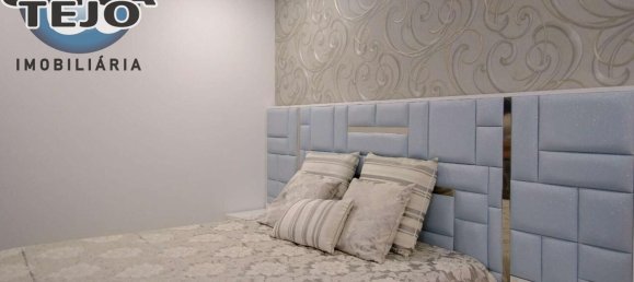 4 bedrooms House in Almada, Portugal No. 13990 35