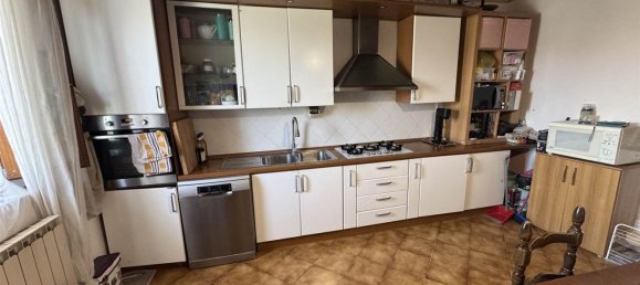 Apartamento de 4 divisões em Empoli, Italy N.º 281407 7