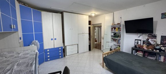 Apartamento de 4 divisões em Empoli, Italy N.º 281407 15