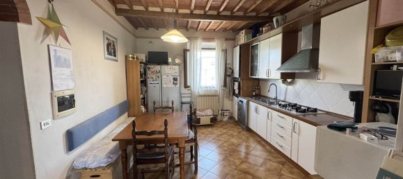 Apartamento de 4 divisões em Empoli, Italy N.º 281407 5