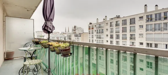 1 bedroom Apartment in Paris, France No. 352634 9