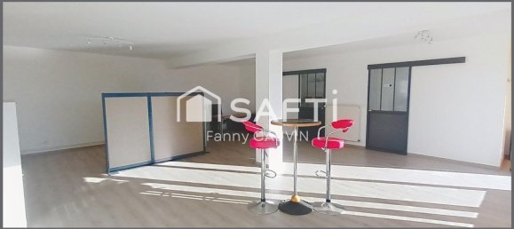 4 bedrooms Building in Bresles, France No. 52043 4