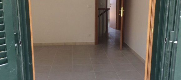 5 rooms Duplex in Sant'Angelo Romano, Italy No. 304312 5