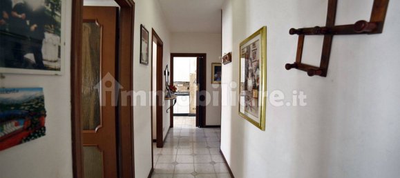 Квартира с 2 спальнями в Сомма Ломбардо, Италия № 174572 12