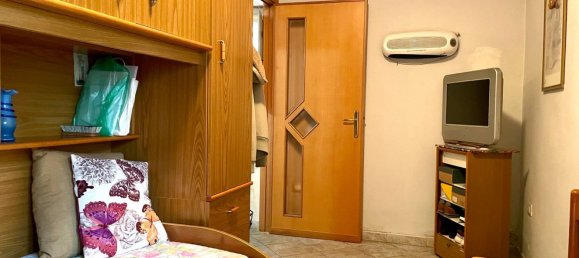 3 rooms House in Foggia, Italy No. 226865 7