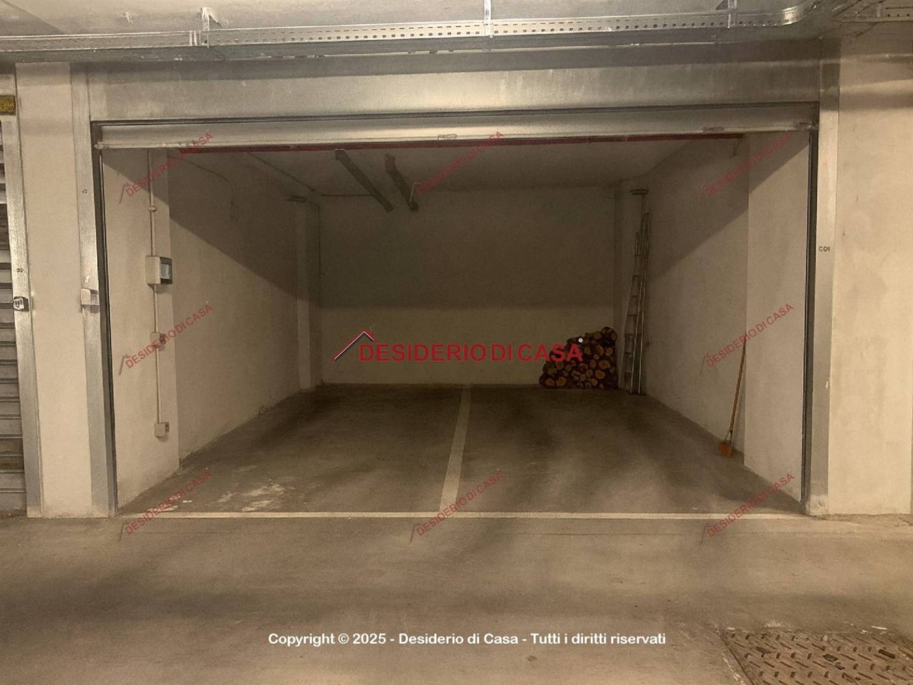 25m² Garage in Palermo, Italy No. 325426