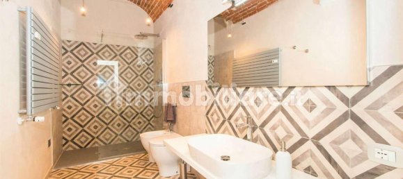 2 bedrooms Apartment in Turin, Italy No. 121726 12