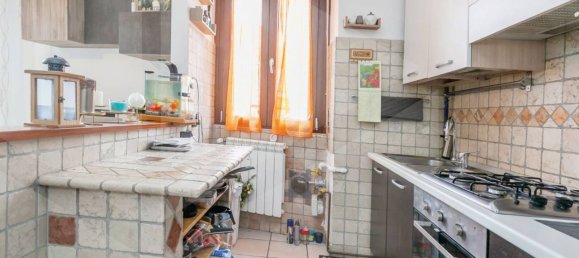 2غرفة شقة في Bresso, Italy رقم 30463 21