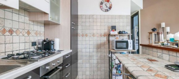 2غرفة شقة في Bresso, Italy رقم 30463 22