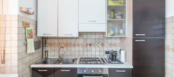 2غرفة شقة في Bresso, Italy رقم 30463 26