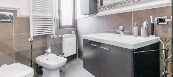 2غرفة شقة في Bresso, Italy رقم 30463 11