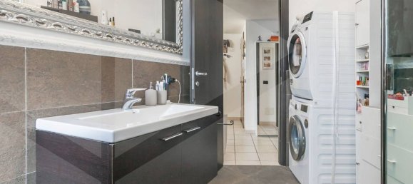 2غرفة شقة في Bresso, Italy رقم 30463 10