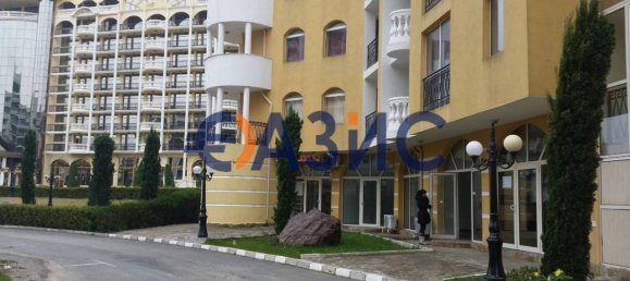 60m² Commercial property in Sveti Vlas, Bulgaria No. 229 4