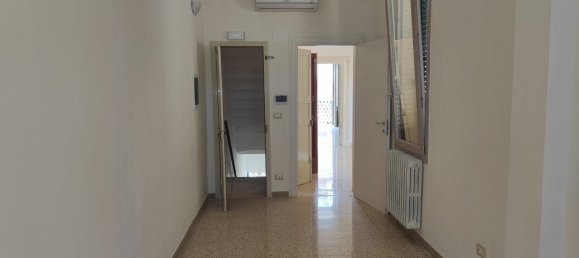 4 rooms House in Lecce, Italy No. 277370 12