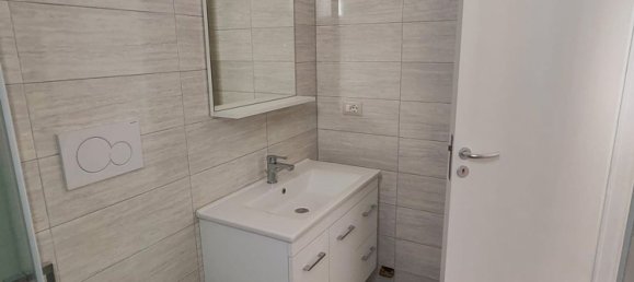 4 rooms House in Lecce, Italy No. 277370 8