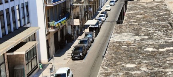 4 rooms House in Lecce, Italy No. 277370 16