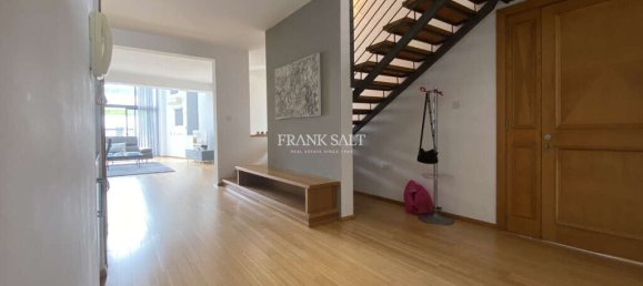 3 bedrooms Penthouse in Sliema, Malta No. 3246 15