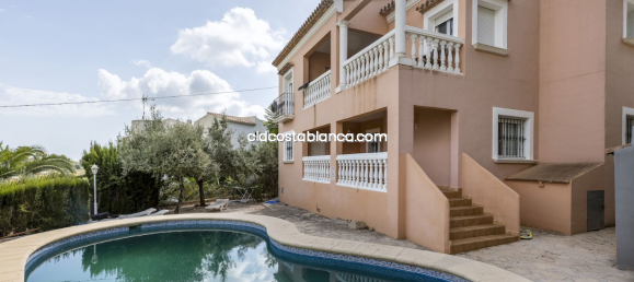 4 bedrooms House in Alicante, Spain No. 70840 6