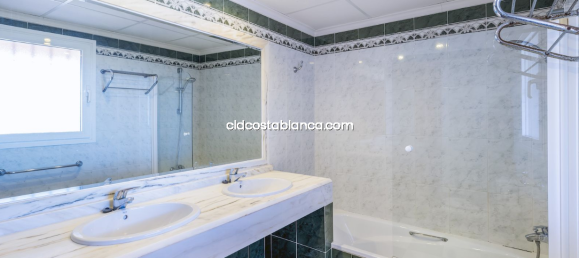 4 bedrooms House in Alicante, Spain No. 70840 17